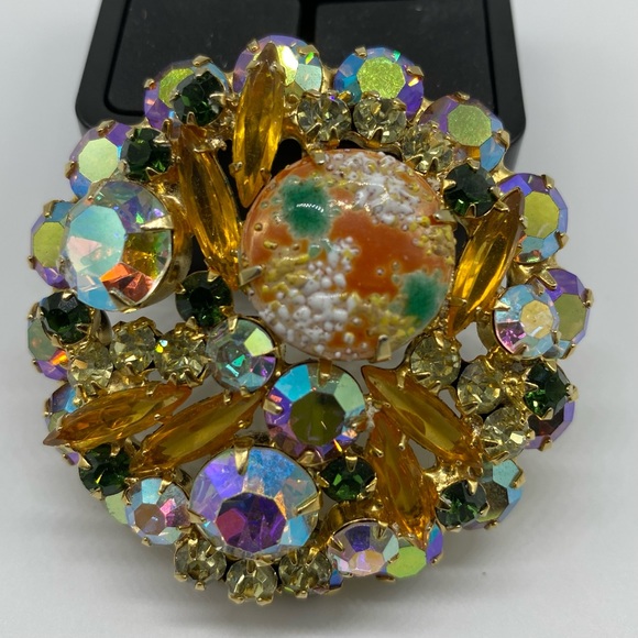 VINTAGE JULIANA DELIZZA ELSTER D&E ORANGE GREEN EASTER EGG RHINESTONES BROOCH - Picture 1 of 7
